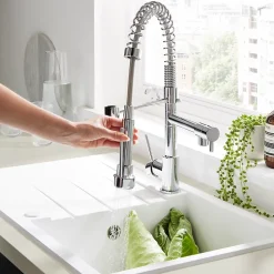 Mitigeur de cuisine chromé avec douchette Cooke & Lewis Bilbrough