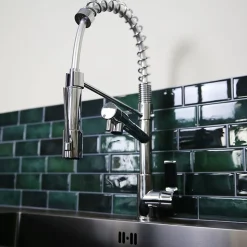 Mitigeur de cuisine chromé avec douchette Essebagno Hotto