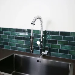 Mitigeur de cuisine chromé avec douchette Essebagno Hotto