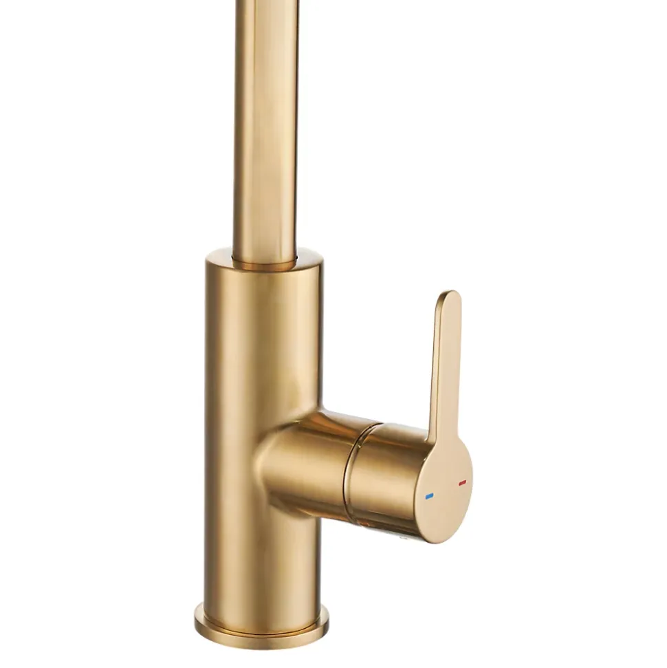 Mitigeur de cuisine doré avec douchette GoodHome Zanthe