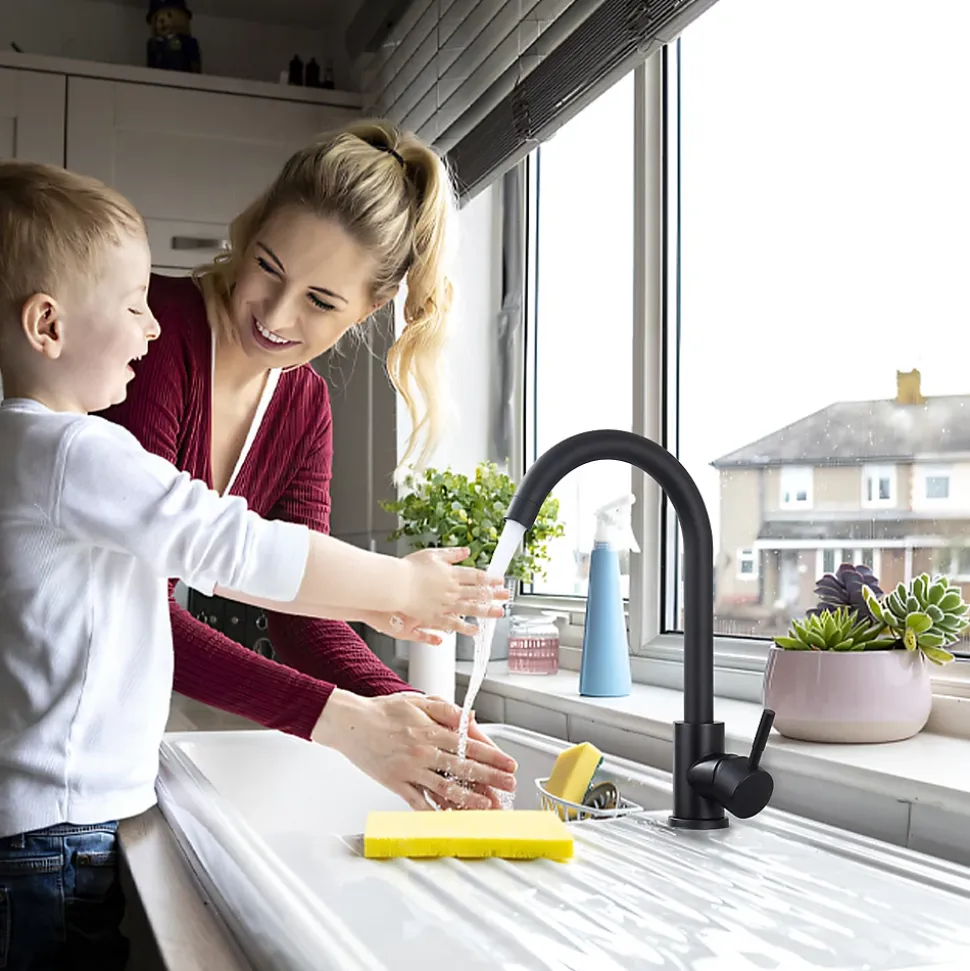 Mitigeur de Cuisine Noir Robinet de Cuisine 360 degrés Rotatif Robinet Mitigeur d'évier en Acier Inox Noir Mat