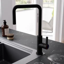 Mitigeur de cuisine noir mat GoodHome Kamut