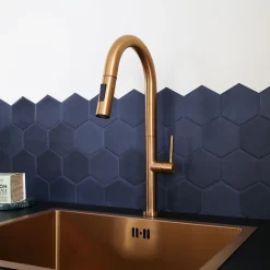 Mitigeur évier à douchette cuivre brossé Essebagno Portofino