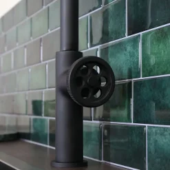 Mitigeur évier noir mat Essebagno Indus