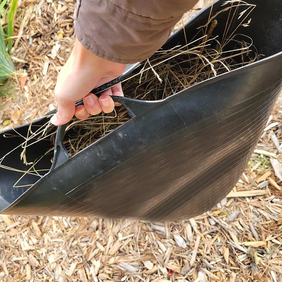 Panier avec poignées renforcées (Noir, 42L). Flexible et résistante : jardinage, construction, blanchisserie, agriculture