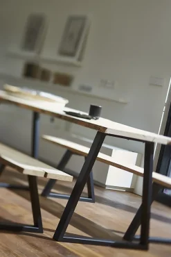 Pied de banc modèle trapèze Mottez H. 40 cm métal noir