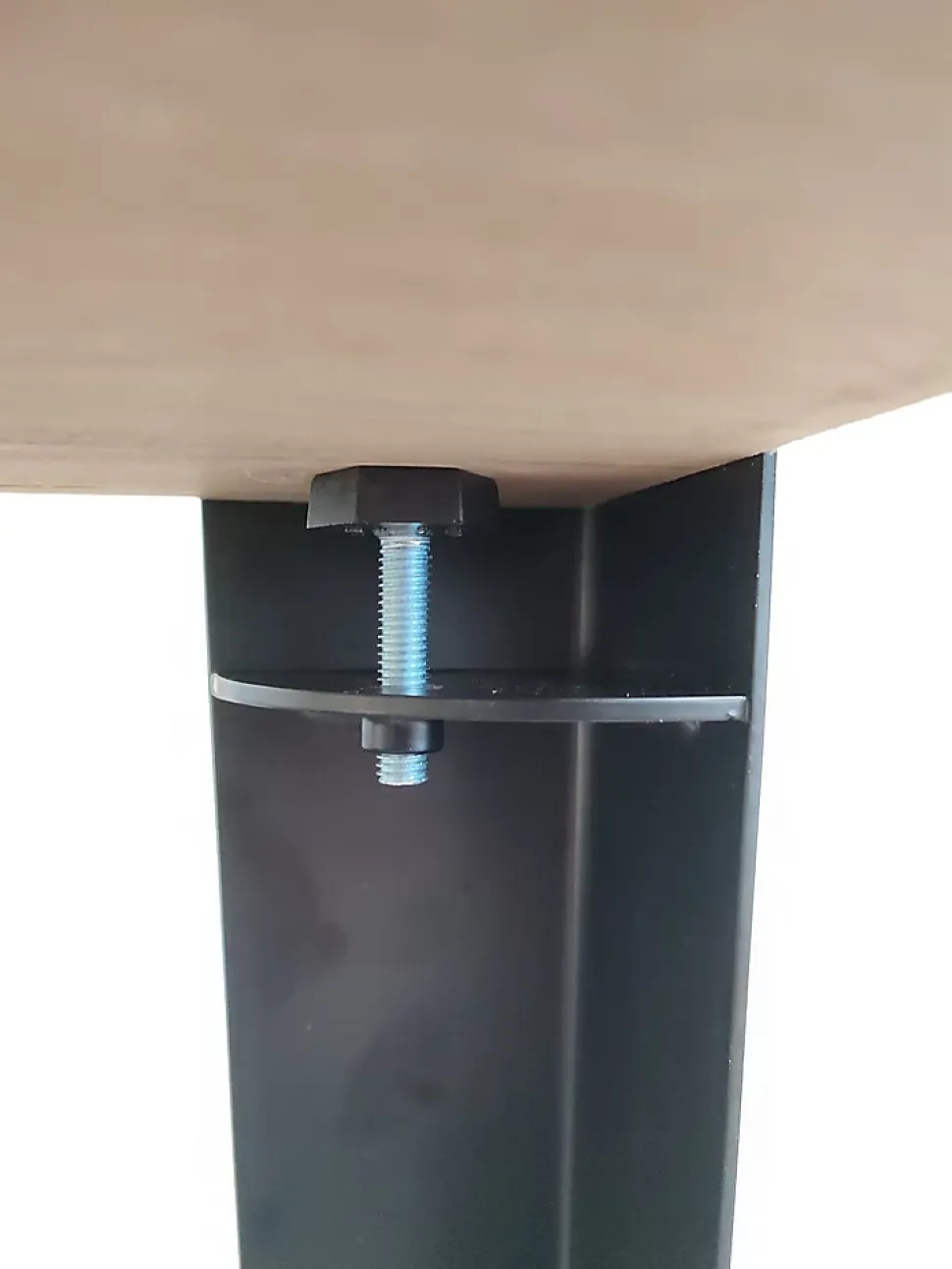 Pied de table profil en L Mottez en acier noir H. 73 cm