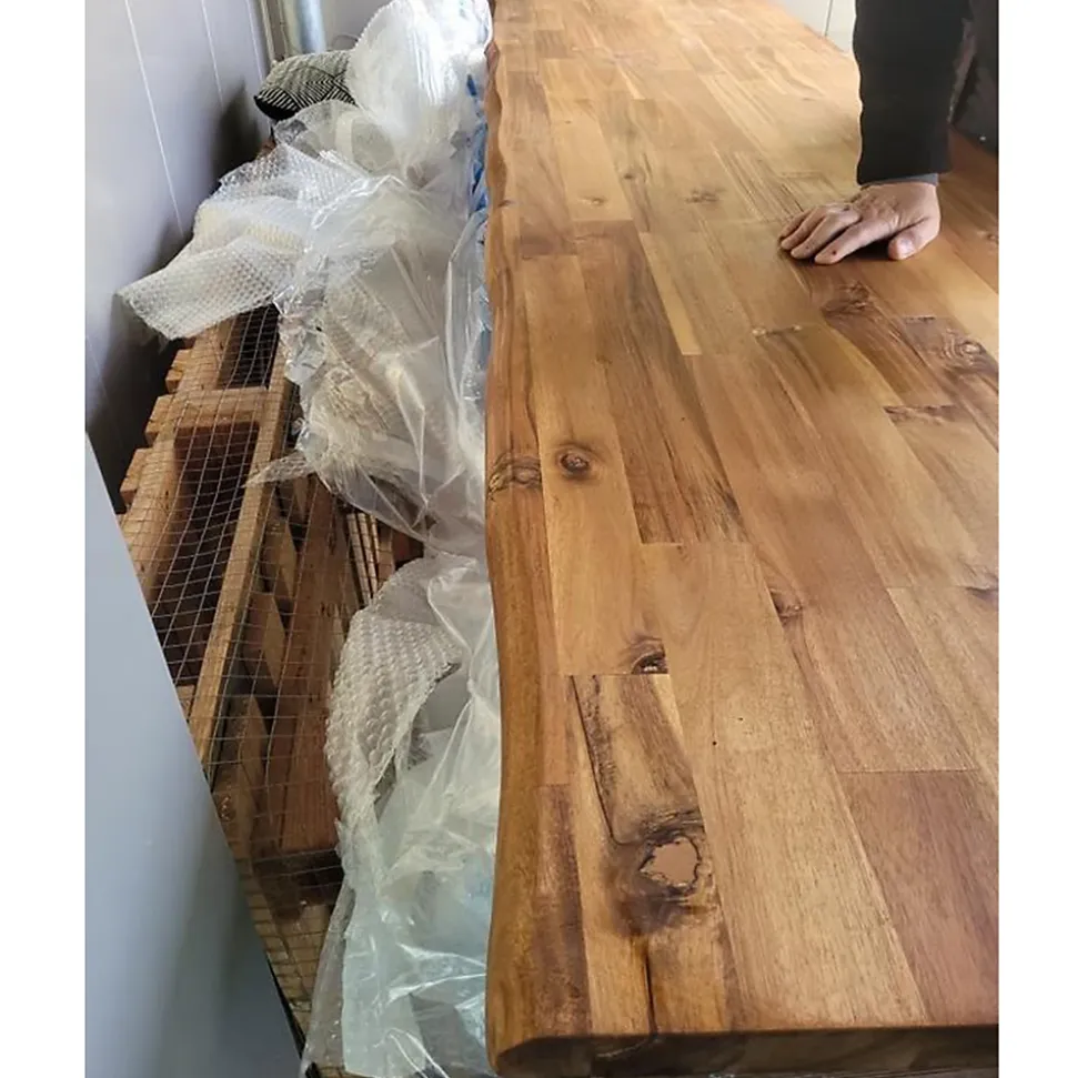 Plan de travail Acacia massif bord naturel huilé L.250 X P.65 cm, Ep.36 mm