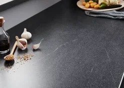 Plan de travail aggloméré aspect pierre foncée GoodHome OPP L.180 x l.62 x Ép.2,8 cm