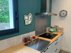 Plan de travail en chêne massif L. 250 x l. 65 x ép. 2,6 cm