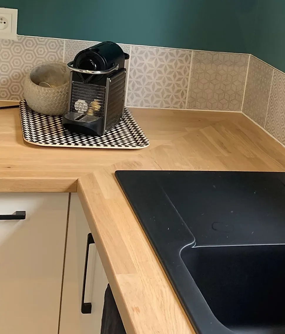 Plan de travail en chêne massif L. 250 x l. 65 x ép. 2,6 cm