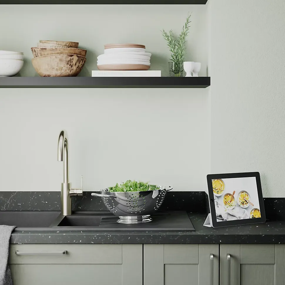 Plan de travail stratifié granit noir Izee L. 246 cm x l. 63,5 cm x Ép. 38 mm