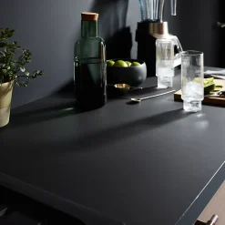 Plan de travail stratifié noir mat L.300 x l.62 x ép.3,8 cm GoodHome Berberis