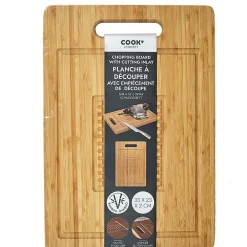 Planche à découper avec empiècement de découpe