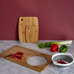 Planche à découper en bambou avec passoire intégrée