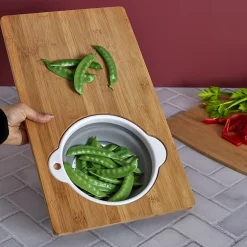 Planche à découper en bambou avec passoire intégrée