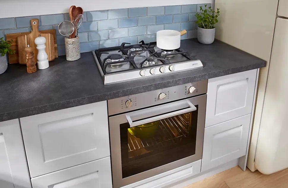 Plaque de cuisson gaz 4 foyers - coloris argent - l.60 x P.50,3 x H.7,6 cm - Smeg S60GHS