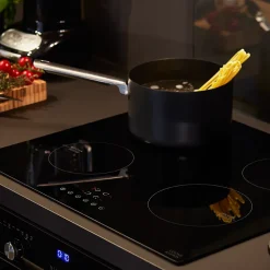 Plaque de cuisson induction 4 foyers Cooke & Lewis coloris noir l. 59 x P. 52 x H. 6,5 cm