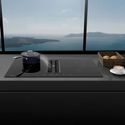 Plaque de cuisson induction avec hotte intégrée 7000W L83cm 500m3h 4 foyers booster flex zone recyclage evacuation Ciarra