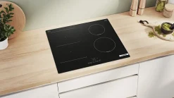 Plaque de cuisson induction 4 foyers - coloris noir - l.59,2 x P.52,2 x H.5,1 cm - Bosch PVS611BB6E