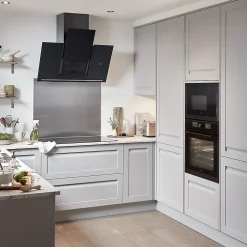 Plinthe de cuisine Goodhome Garcinia ciment H. 15 cm x l. 2.4 m x Ep. 16 mm