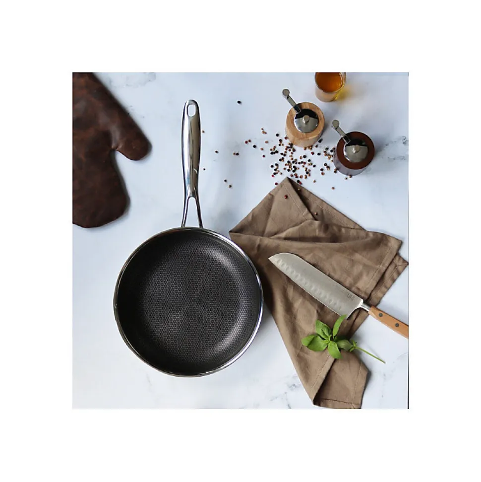 Poele sauteuse Ogo POELE BLACK CUBE 24 CM EN ACIER INOXYDABLE FOND NID D ABEILLE TOUS FEUX DONT INDUCTION