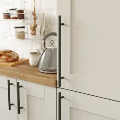 Poignée de meuble de cuisine GoodHome Annatto noir L. 33,6 cm, 2 pièces