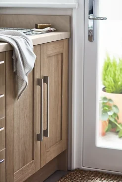 Poignée de meuble de cuisine GoodHome Hikide Argent L. 35.2 cm, 2 pièces