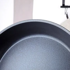 Poêle Diamant Antiadhésive 26 Cm DIAMANT Robuste Idéale Pour Cuisiniers Professionnels