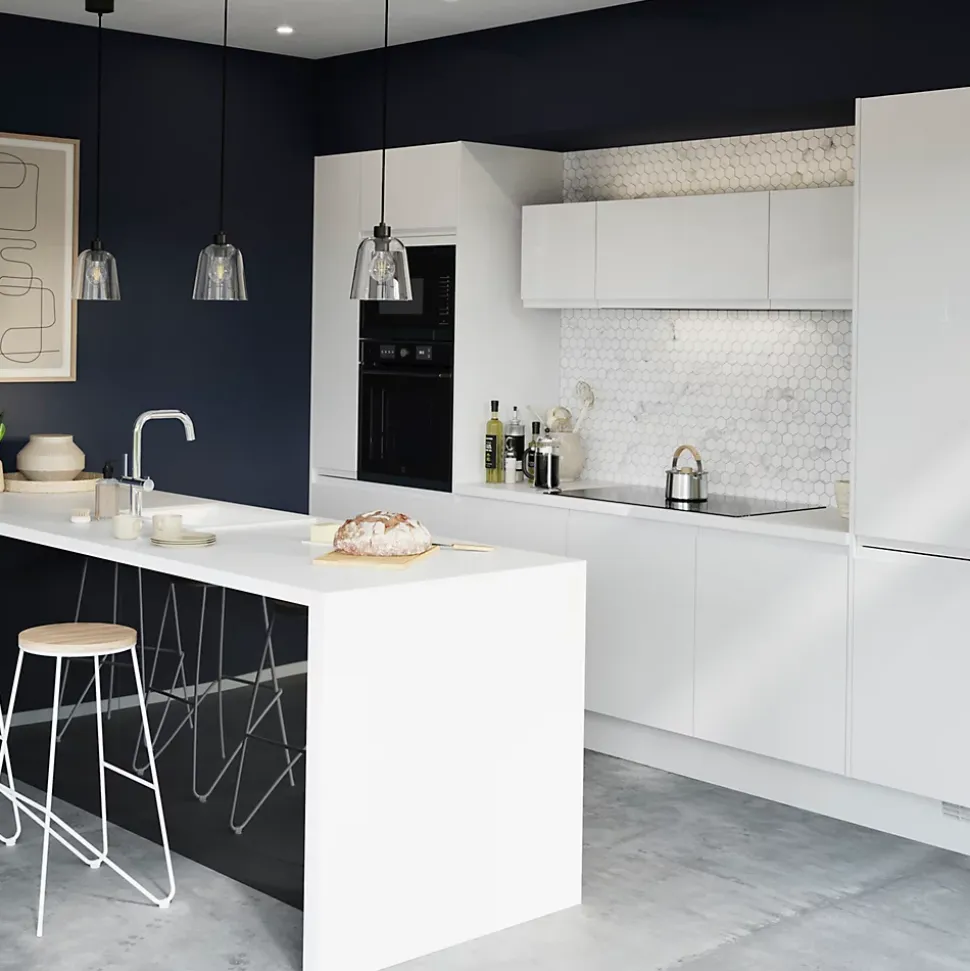 Porte de colonne de cuisine Garcinia blanc brillant L. 60 cm x H. 130 cm GoodHome