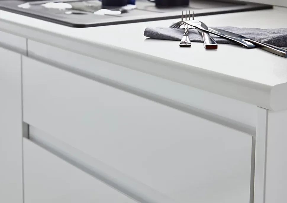 Porte de colonne de cuisine Garcinia blanc brillant L. 60 cm x H. 62 cm GoodHome