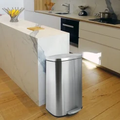 Poubelle à pédale de cuisine Inox AKIRA 30L Brossé Spirella