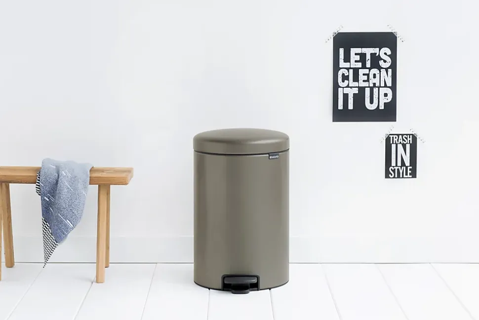 Poubelle à pédale coloris métal Brabantia NewIcon 20 L