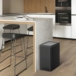 Poubelle à pédale GoodHome Kora noir 14 L