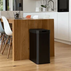 Poubelle automatique inox SILVERLAKE noir 60L