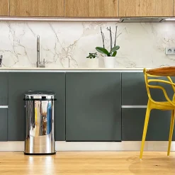 Poubelle de cuisine à ouverture automatique Kitchen Move Largo inox 42 L