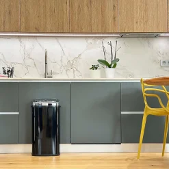 Poubelle de cuisine à ouverture automatique Kitchen Move Largo noir 42 L