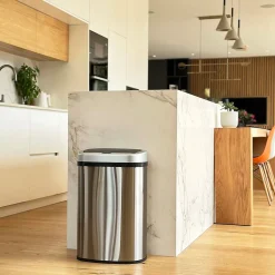 Poubelle de cuisine à ouverture automatique Kitchen Move Majestic argent 58 L