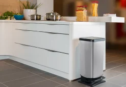 Poubelle de cuisine à pédale Sitra Sundis coloris gris 40 L