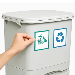 Poubelle de tri sélectif triple compartiment 42L (24L + 4L + 14L) avec pédale, roulettes et poignée.