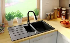 PRIMAGRAN Evier Cuisine en Granit Noir 90x50cm, Lavabo 1,5 bacs + Kit de Vidage + Accessoires, Évier à Encastrer au meuble 60cm