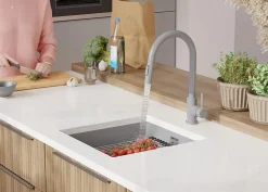 PRIMAGRAN Evier Sous Plan Gris 46x47cm, Evier en Granit 1 bac + Kit de Vidage + Accessoires, Évier au meuble 50cm - Prague