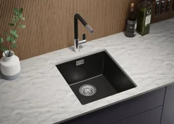 PRIMAGRAN Evier Sous Plan Tout Noir 41x47cm, Evier en Granit 1 bac + Kit de Vidage, Évier au meuble 45cm - London