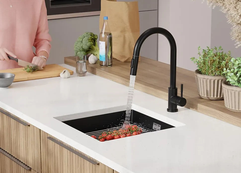 PRIMAGRAN Evier Sous Plan Noir 46x47cm, Evier en Granit 1 bac + Kit de Vidage + Accessoires, Évier au meuble 50cm - Prague