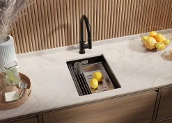 PRIMAGRAN Evier Sous Plan Noir 36x47cm, Evier en Granit 1 bac + Kit de Vidage + Accessoires, Évier au meuble 40cm - Prague