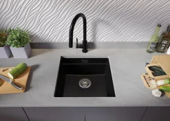 PRIMAGRAN Evier Sous Plan Tout Noir 46x47cm, Evier en Granit 1 bac + Kit de Vidage + Accessoires, Évier au meuble 50cm - Prague