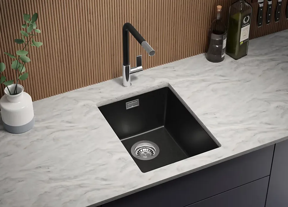 PRIMAGRAN Evier Sous Plan Noir 36x47cm, Evier en Granit 1 bac + Kit de Vidage, Évier au meuble 40cm - London