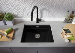 PRIMAGRAN Evier Sous Plan Tout Noir 56x47cm, Evier en Granit 1 bac + Kit de Vidage + Accessoires, Évier au meuble 60cm - Prague