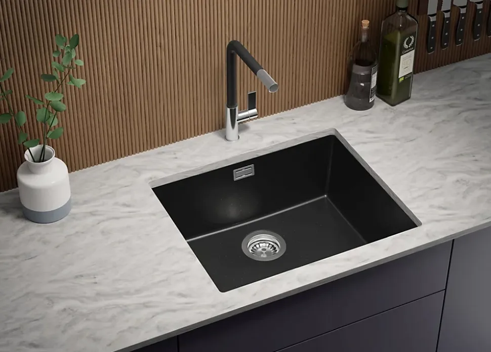 PRIMAGRAN Evier Sous Plan Noir Métallisé 56x47cm, Evier en Granit 1 bac + Kit de Vidage, Évier au meuble 60cm - London
