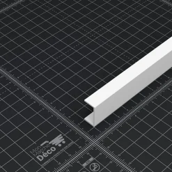 Profilé PVC en U pour panneau ép. 19 mm - Longueur 1.80 m - Blanc